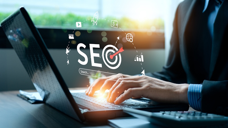 SEOコンテンツの順位変動時に考えられる理由や対処法を紹介 サムネイル画像