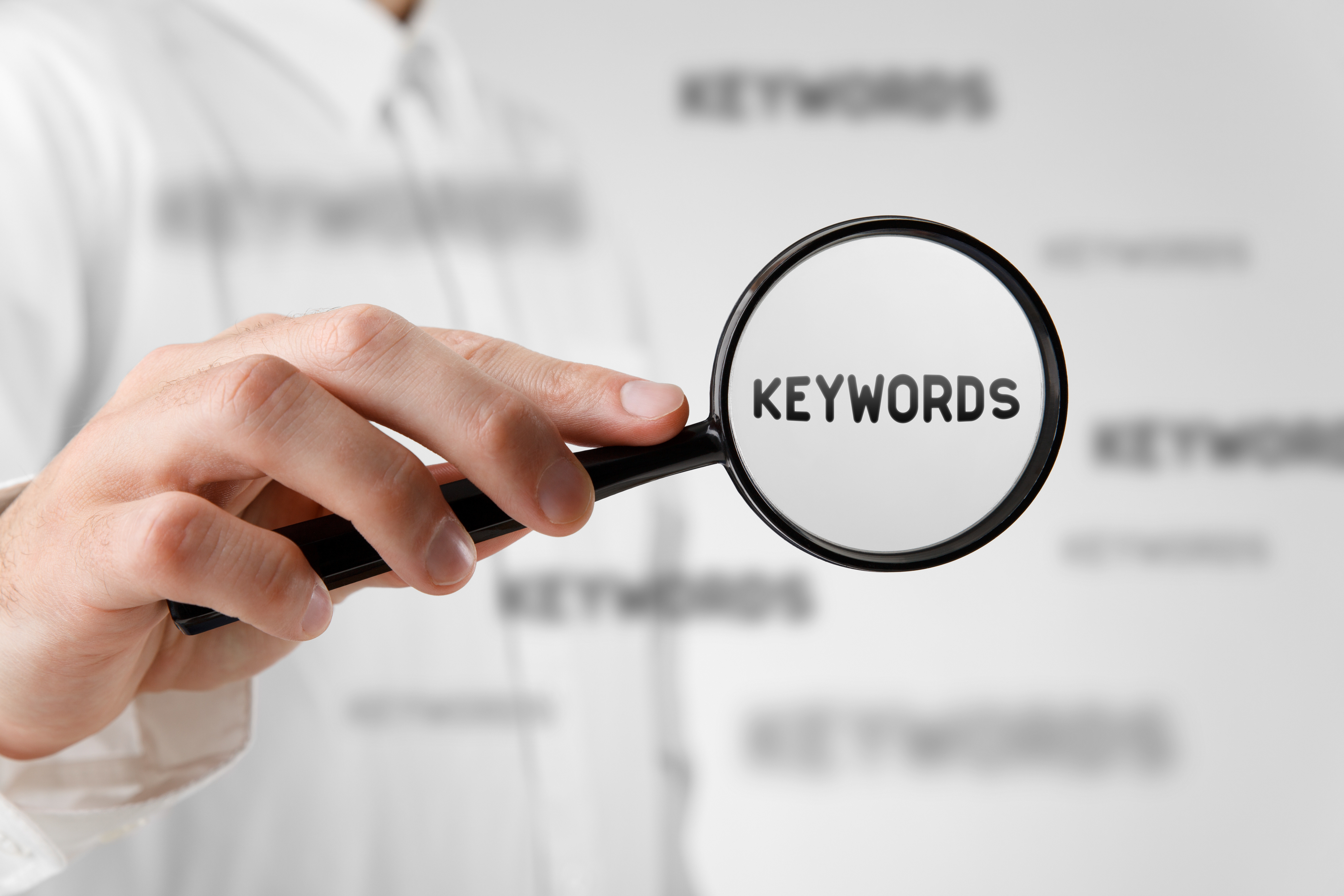 SEOにおいてキーワードの順番は影響する？検索順位が変動する理由や選定時のポイントも サムネイル画像